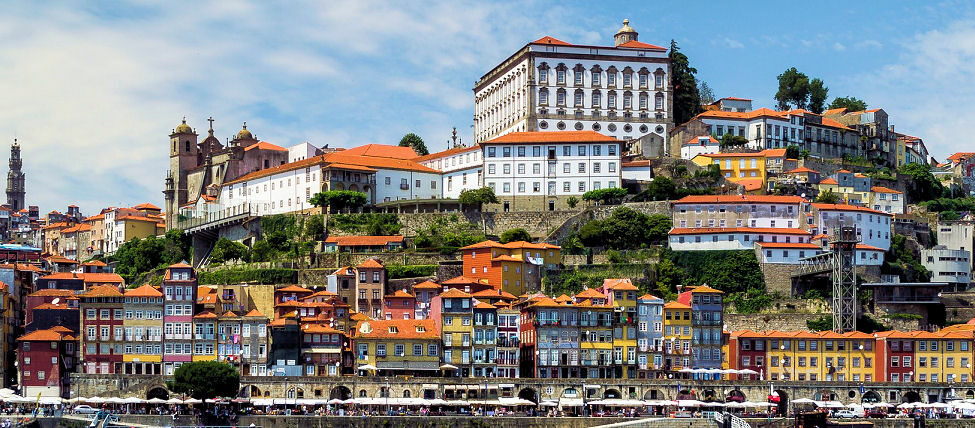 autóbérlés Porto repülőtér